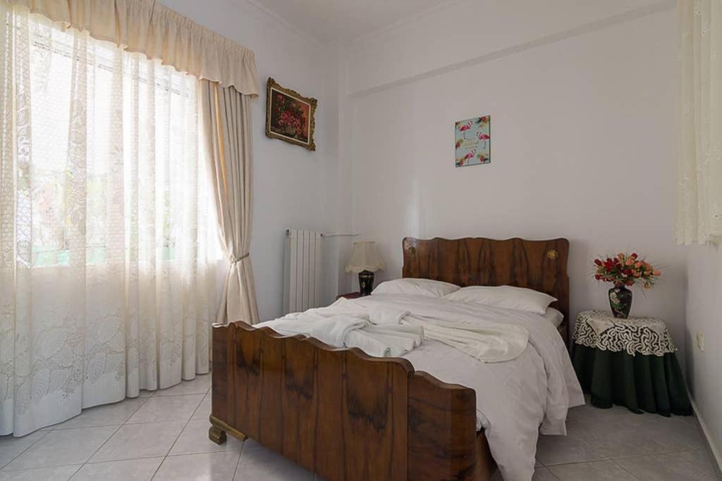 Vintage Style Apartment With Beautiful Backyard Aten Exteriör bild